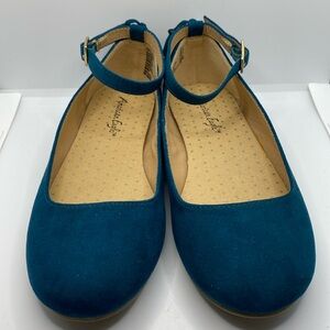 American Eagle Girls Ballet Flats Faux Suede Dress Shoes Size 4
